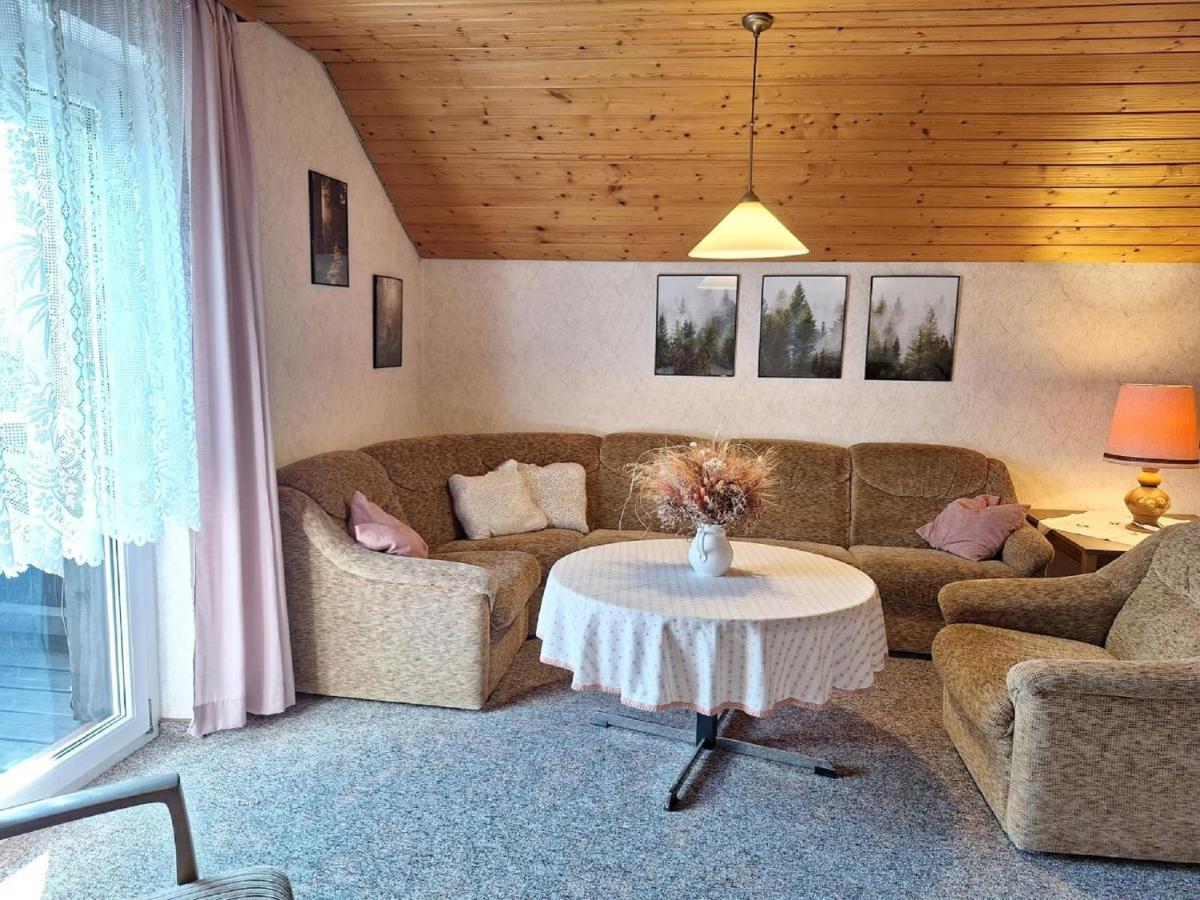Pension Schneider フラウエナウ エクステリア 写真